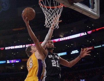 融入世界舞 融入世界舞