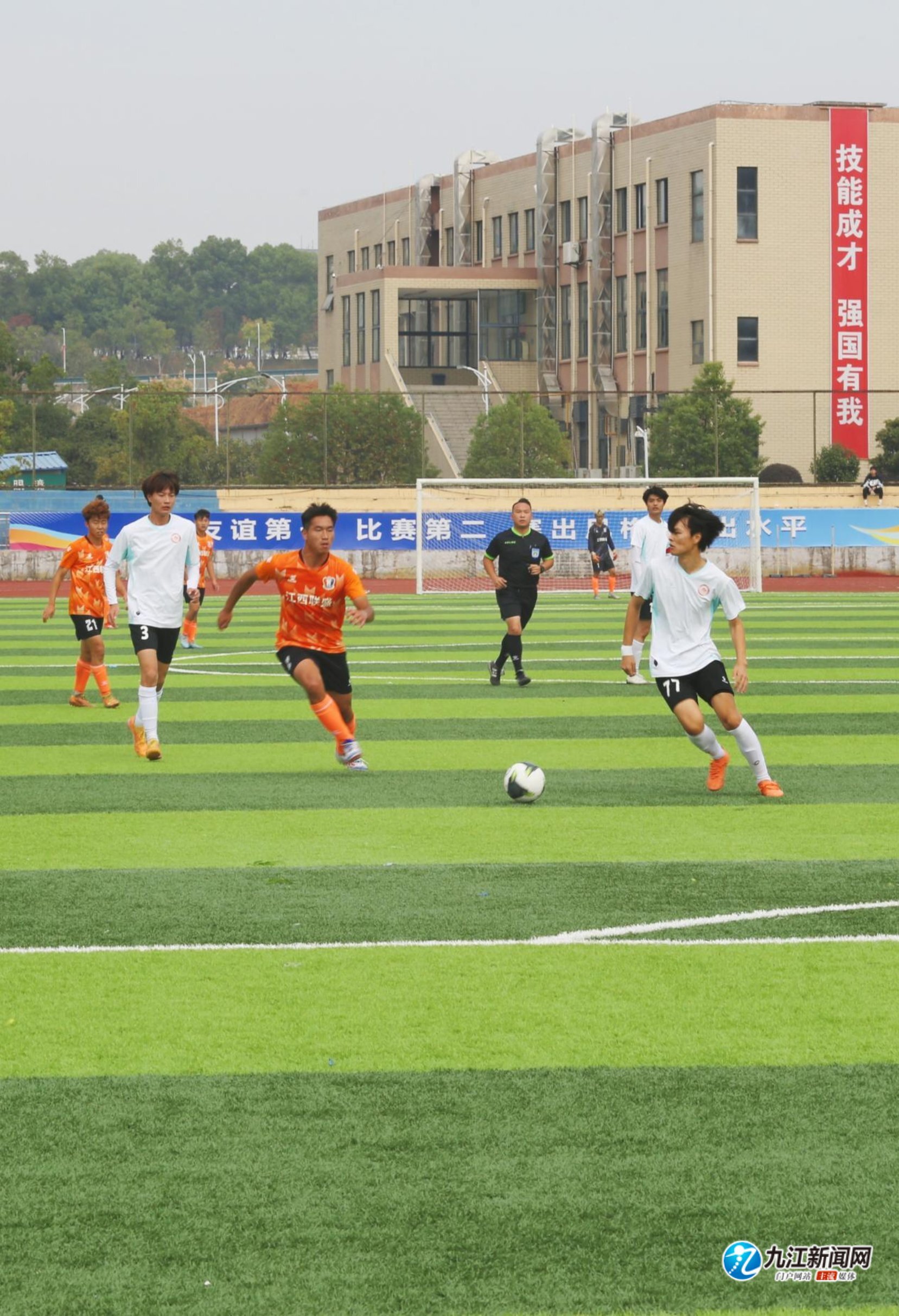 卡青年成绩 卡青年成绩